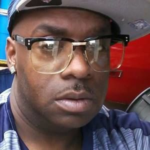 Meet your Posher, Sylvester